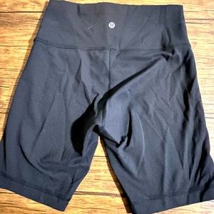 Lululemon wunder shorts